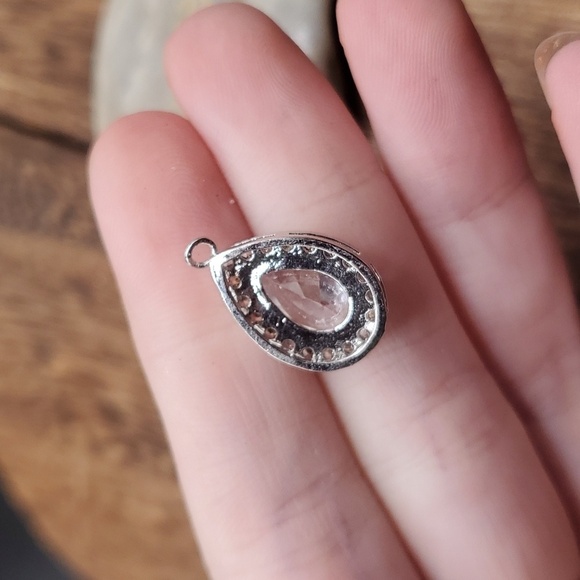 Swarovski crystal sterling silver teardrop pendant - Picture 4 of 4